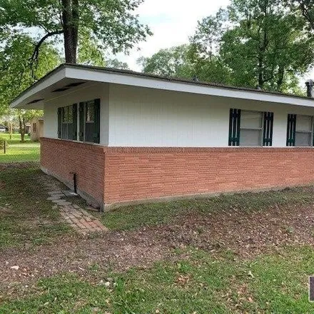 Rent this 1 bed house on 10274 North Parkview Drive in Tara Place, Baton Rouge