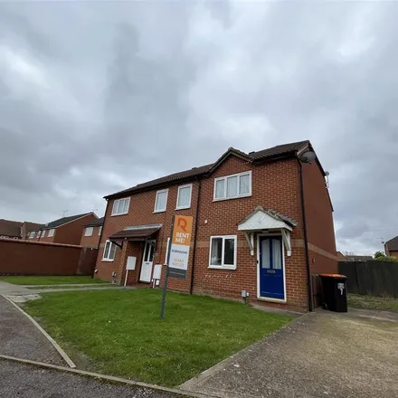 Rent this 2 bed house on Evans Close in Houghton Regis, LU5 5TF
