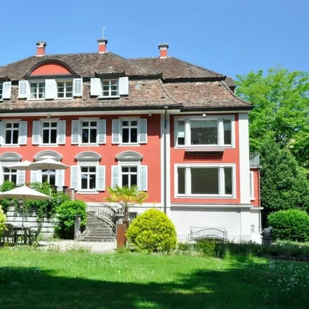 Rent this 4 bed apartment on Winterthur in Inneres Lind, CH