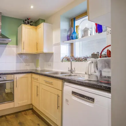 Image 4 - Jersey Court, Dairy Close, London, SW6 4HD, United Kingdom - Apartment for sale