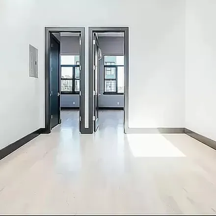 Image 3 - 148 Meserole Street, New York, NY 11206, USA - Apartment for rent