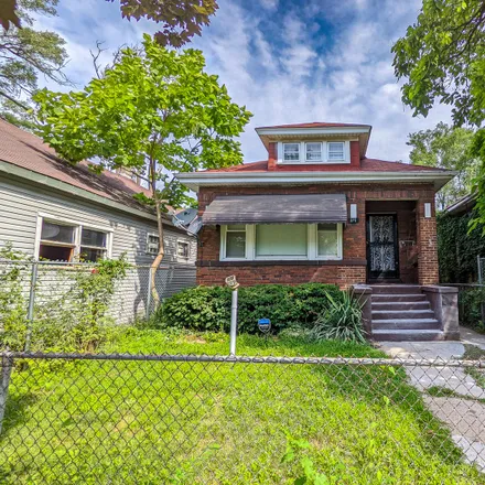 Buy this 2 bed house on 320 West 117th Street in Chicago, IL 60628