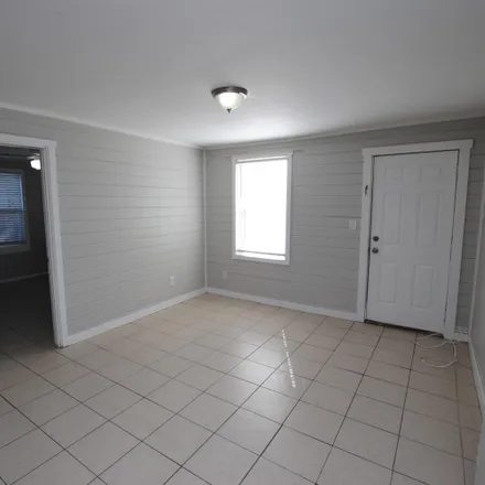 Image 3 - 323 10th Street South, Jacksonville Beach, FL 32250, USA - Townhouse for rent