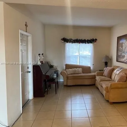 Image 5 - 1003 Southwest 143rd Avenue, Pembroke Pines, FL 33027, USA - Condo for sale