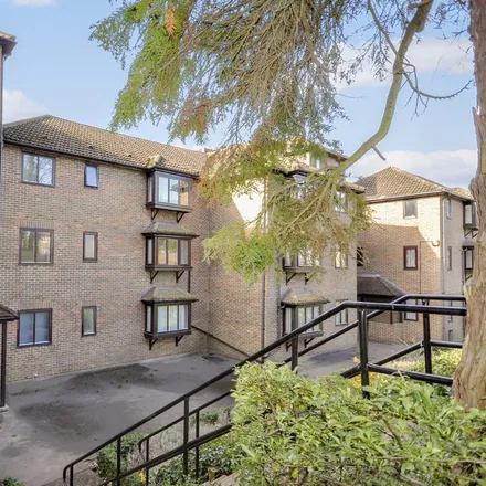 Rent this 2 bed apartment on 1-20 Twycross Road in Godalming, GU7 2HW