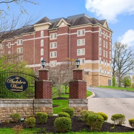 Buy this 2 bed condo on 1300 Cardinal Drive in Louisville, KY 40213
