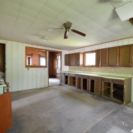 Image 2 - 1117 Sextonville Road, Richland Center, WI 53581, USA - House for sale