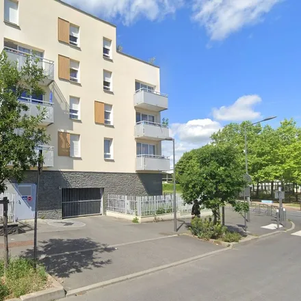 Rent this 2 bed apartment on 9 Allee du Parc in 95280 Jouy-le-Moutier, France