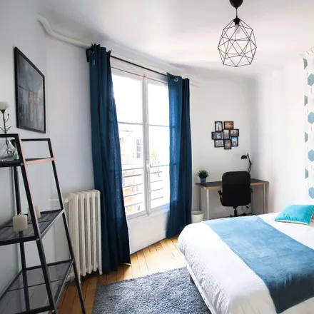 Rent this 3 bed room on 196 Avenue de Versailles in 75016 Paris, France