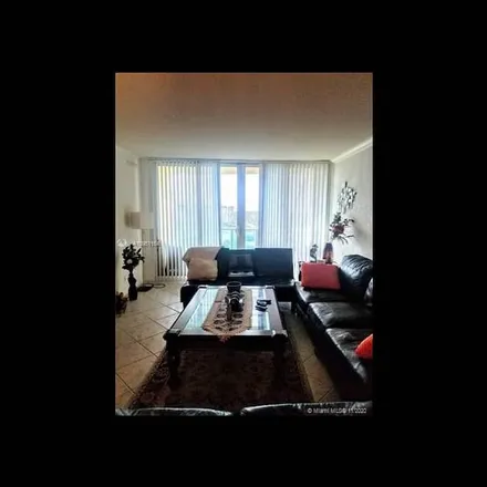 Image 2 - Hollywood, FL - Condo for rent