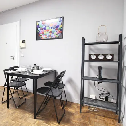 Image 9 - 22 Rue Duret, 75116 Paris, France - Apartment for rent