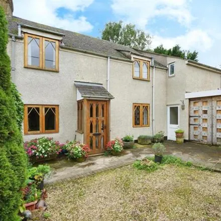 Buy this 3 bed townhouse on Bath Road in Cricklade, SN6 6EL