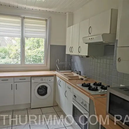 Image 2 - Tui, Rue de Liège, 64000 Pau, France - Apartment for rent