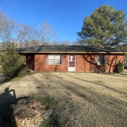 Buy this 2 bed house on 172 Griffin Street in West Point, MS 39773