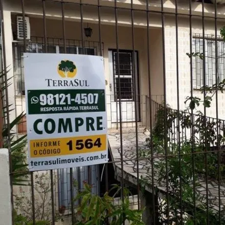 Buy this 4 bed house on Escola Monsenhor Roberto Landell de Moura in Rua José Gomes 400, Tristeza