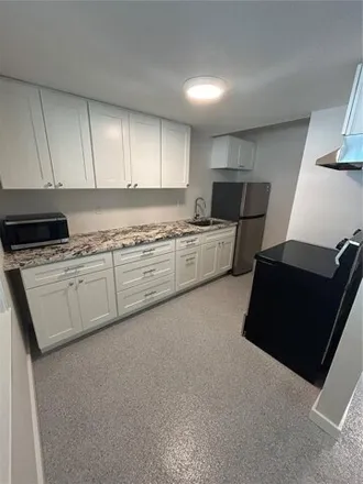 Rent this 1 bed apartment on 316 Ohio Place in Sarasota, FL 34236