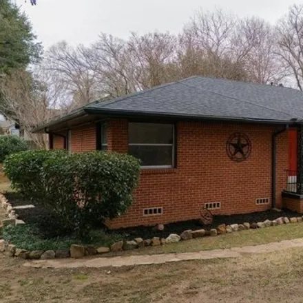 Image 2 - 269 Jewel Drive, Longview, TX 75602, USA - House for sale