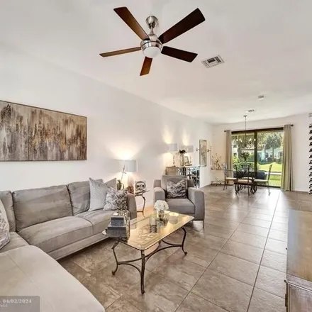 Image 5 - 5063 Gramercy Square Drive, Delray Beach, FL 33484, USA - Townhouse for sale