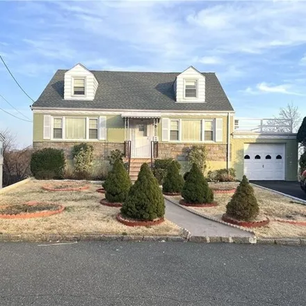 Buy this 4 bed house on 36 Canterbury Road in City of Yonkers, NY 10704