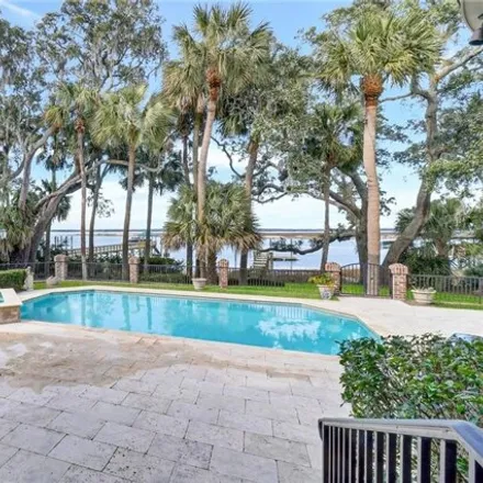 Image 3 - 15 North Calibogue Cay Road, Harbour Town, Hilton Head Island, SC 29928, USA - House for sale