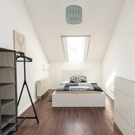 Rent this 6 bed room on Wilhelmine-Gemberg-Weg 1B in 10179 Berlin, Germany