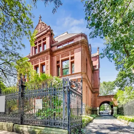 Image 2 - Sydney Kent House, 2944 South Michigan Avenue, Chicago, IL 60616, USA - House for sale