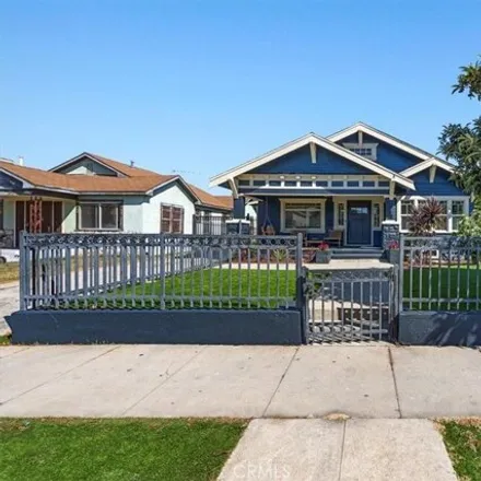 Buy this 7 bed house on 5548 7th Avenue in Los Angeles, CA 90043