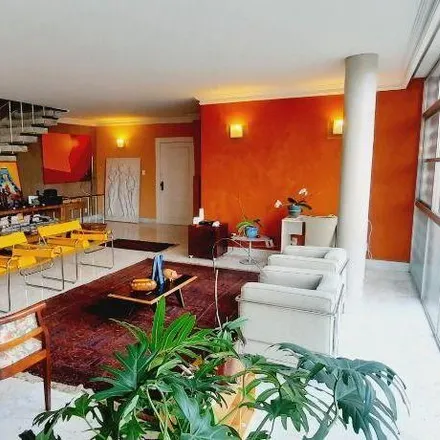 Buy this 6 bed apartment on Praça da República 179 in Vila Buarque, São Paulo - SP