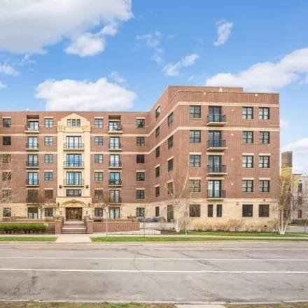 Buy this 1 bed condo on 370 Marshall Avenue in Saint Paul, MN 55102