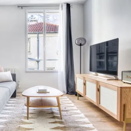 Rent this 2 bed apartment on 12 Rue des Écouffes in 75004 Paris, France