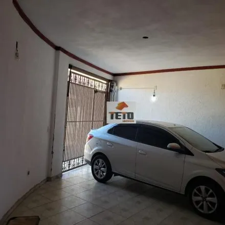 Buy this 4 bed house on Drogaria Rosário in Rua Quinze de Novembro, Jardim Macarengo