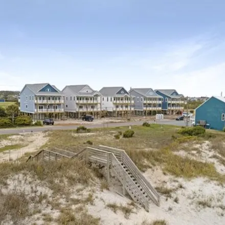 Image 3 - Lacosta Place, North Topsail Beach, NC 28460, USA - House for sale
