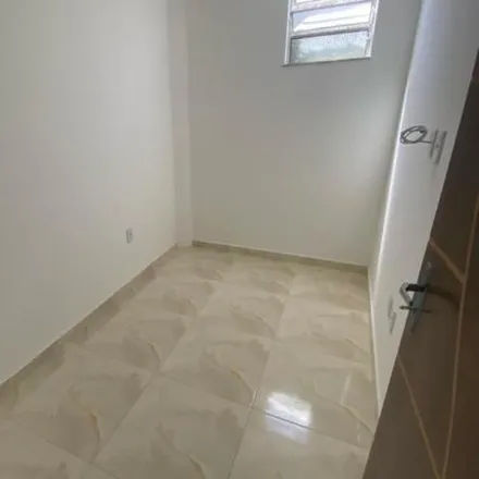 Rent this 2 bed apartment on Avenida Dorival Caymmi in Itapuã, Salvador - BA