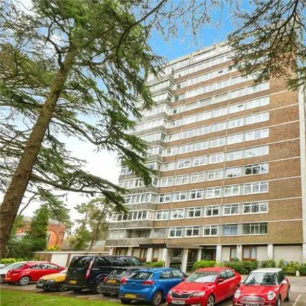 Image 1 - Brampton Tower, Bassett Avenue, Glen Eyre, Southampton, SO16 7FB, United Kingdom - Apartment for sale
