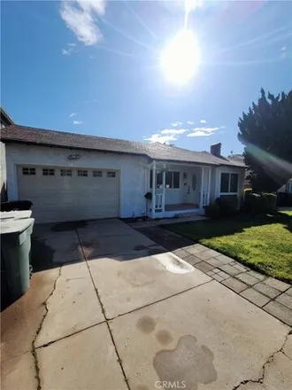 Rent this 3 bed house on 1636 Keeler Street in Burbank, CA 91504