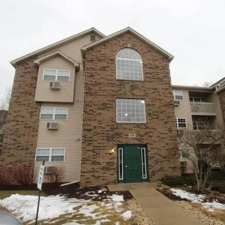 Rent this 1 bed condo on unnamed road in Richmond, McHenry County