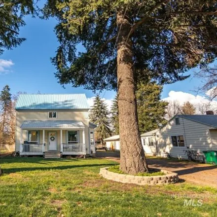 Buy this 3 bed house on 1114 East D Street in Moscow, ID 83843