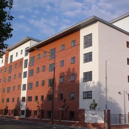 Rent this 2 bed apartment on Everard Street in Salford, M5 4UB