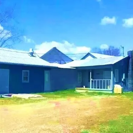 Buy this 5 bed duplex on 798 Knob Lick Road in Junction City, Boyle County