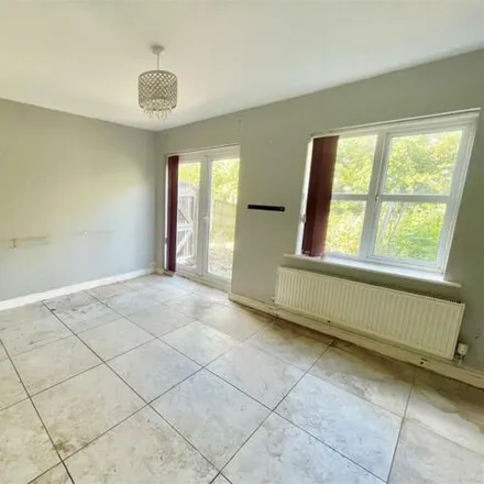 Image 7 - 18-24 Willow Gardens, Sutton-in-Ashfield, NG17 5JF, United Kingdom - Duplex for sale