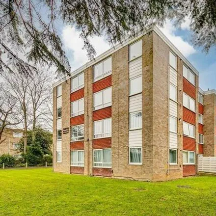 Image 7 - Bramley Hill, Warham Road, London, CR2 6LG, United Kingdom - Apartment for rent