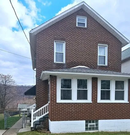Buy this 2 bed house on 407 Potter Place in Oakhurst, Johnstown