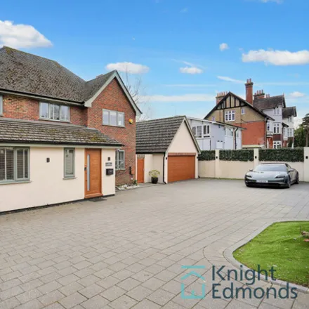 Buy this 4 bed house on St Michael's in Tonbridge Road, Maidstone