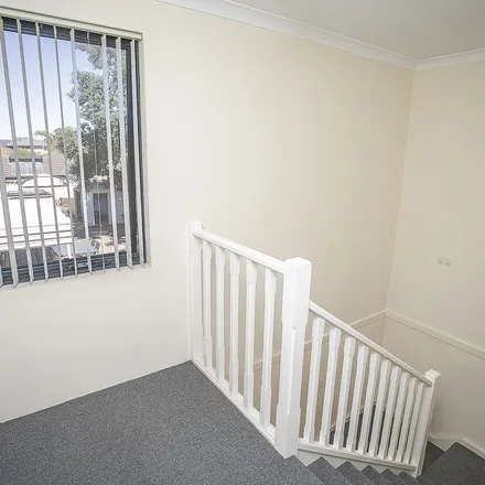 Image 3 - Loton Avenue, Bellevue WA 6056, Australia - Apartment for rent