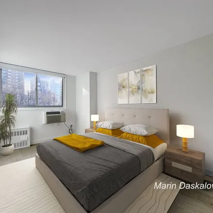 Rent this 3 bed apartment on T-Mobile in 400 East 14th Street, New York