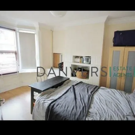 Image 4 - Harrow Road, Leicester, LE3 0JZ, United Kingdom - Townhouse for rent