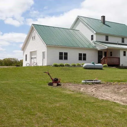 Buy this 5 bed house on 110th Avenue in Rock Creek, WI 54755