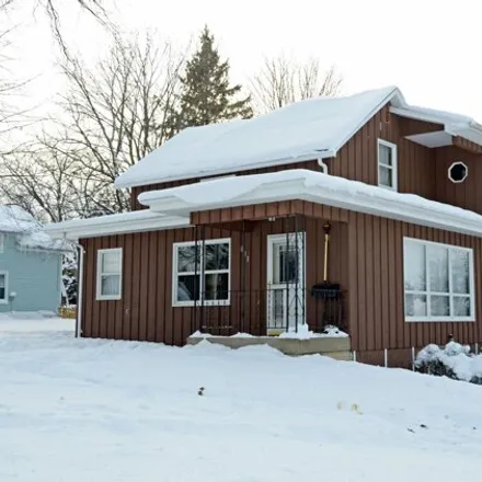 Buy this 4 bed house on 201 West High Street in Mazomanie, Dane County