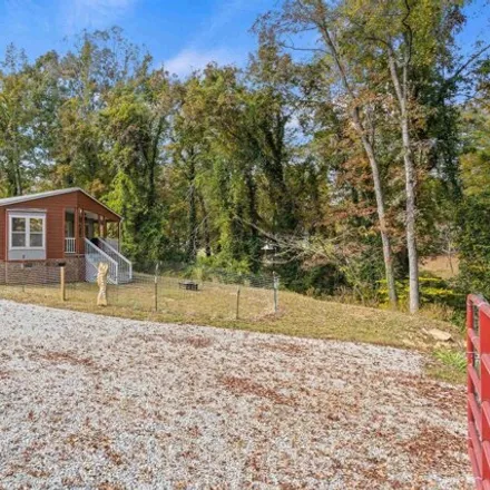 Buy this studio apartment on 171 Snyder Road in Pickens County, SC 29640