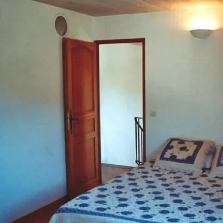 Rent this 3 bed house on Avenue des Princes d’Orange in 84340 Entrechaux, France